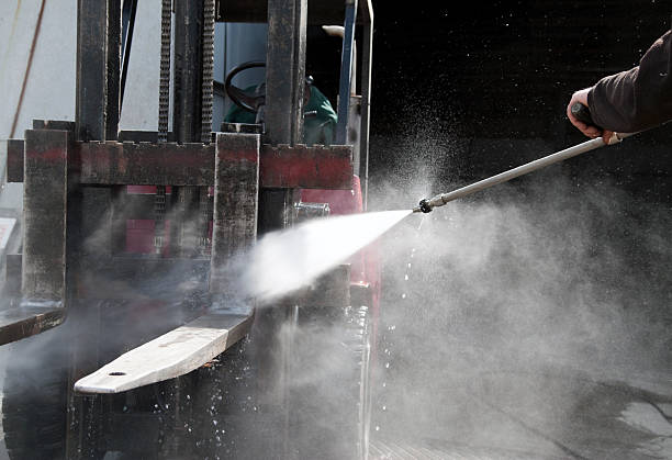 Best Driveway Pressure Washing  in Pleasant Run, OH
